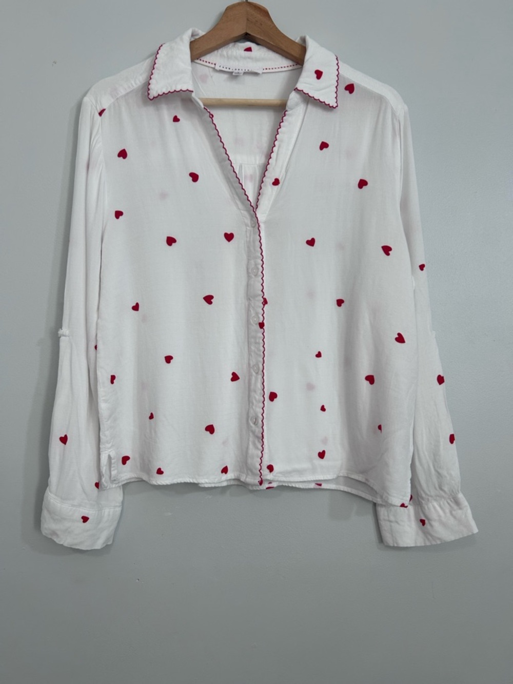 Jane + Delancey Allie Top, white button-down Heart Print Blouse. M